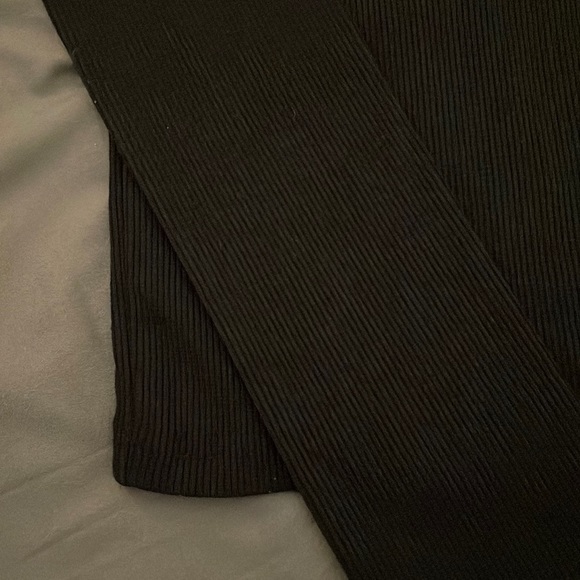 Zara Tight Long Sleeve - Picture 2 of 2